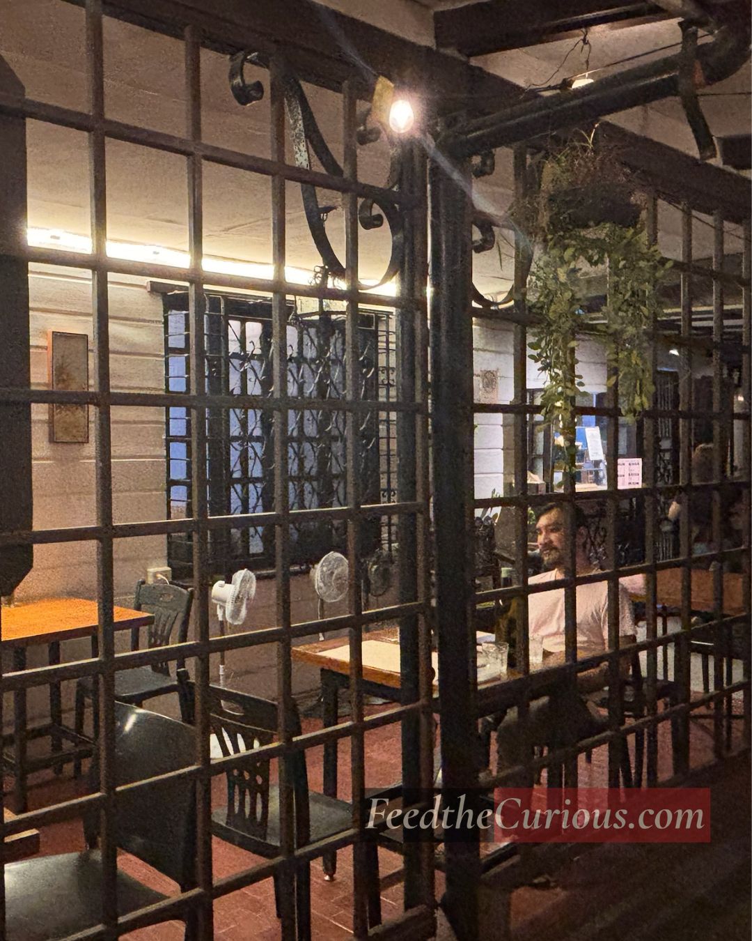 Cafe-0110-taytay-adryenne